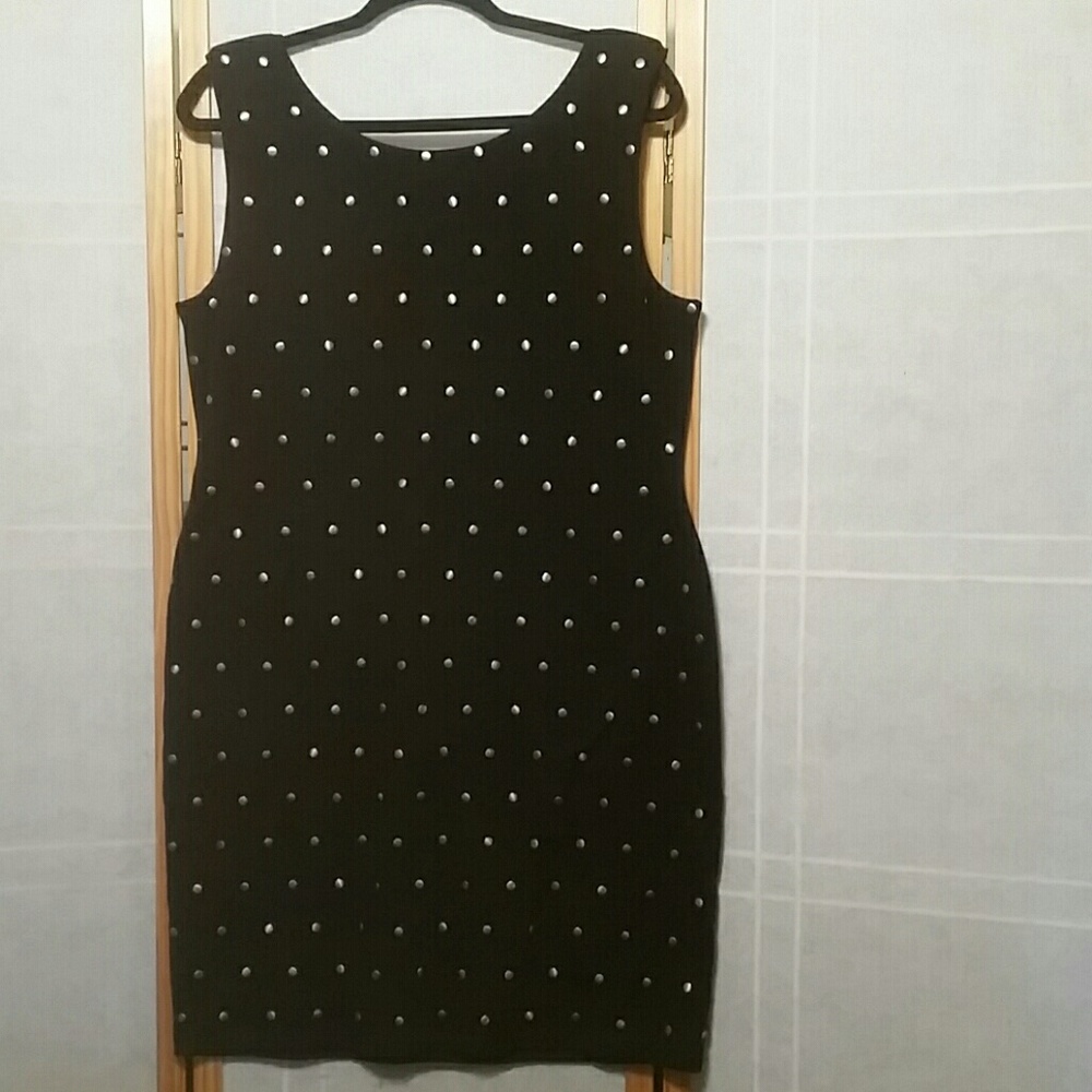 Kenneth Cole Capped Sleeve Silver Studded New York Sheath Dress - Picture 3 of 7
